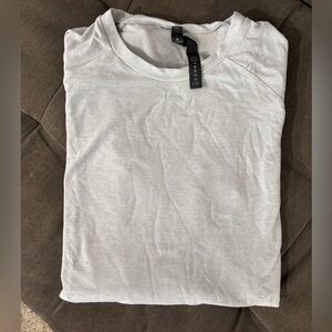 Comfy Men’s Lululemon Long Sleeve